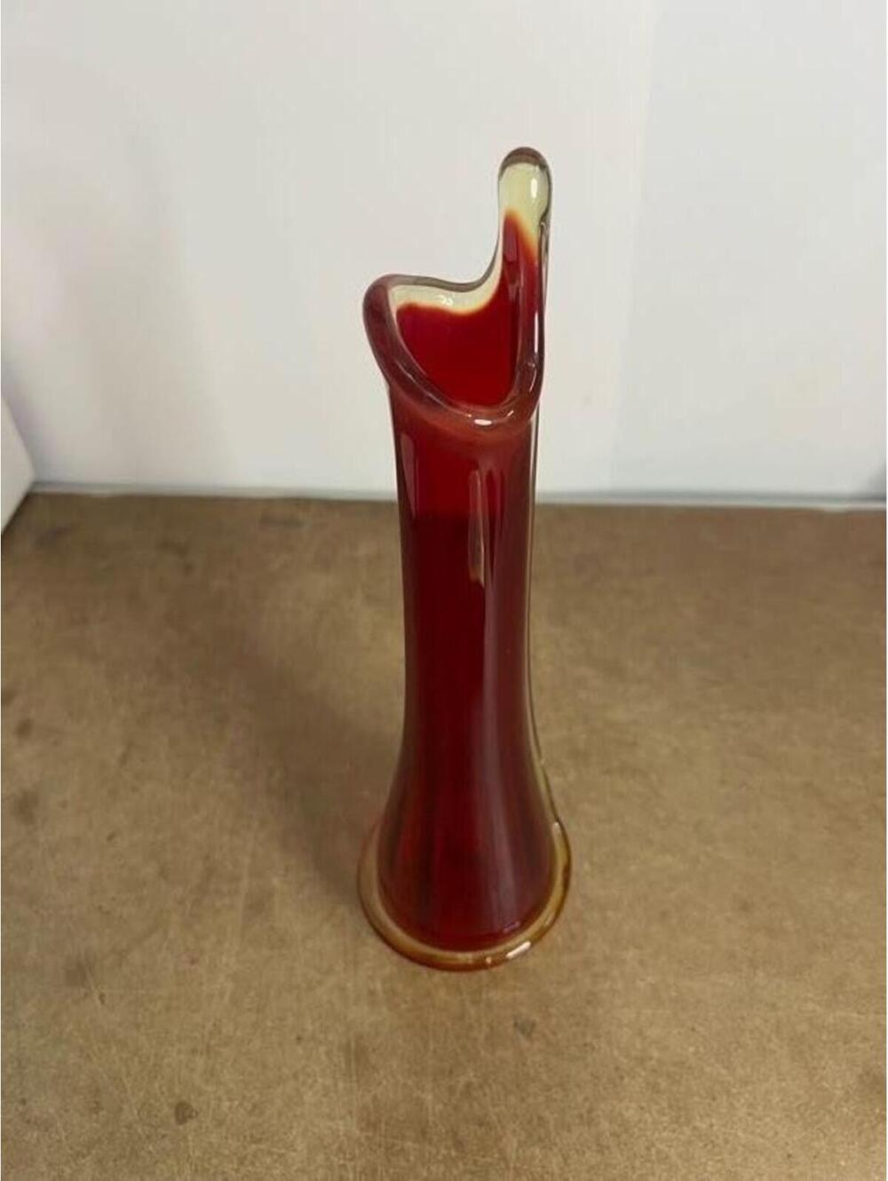 Unmarked Red Amberina Hand Blown Art Glass Bud Vase Ombre Swung Table Decor